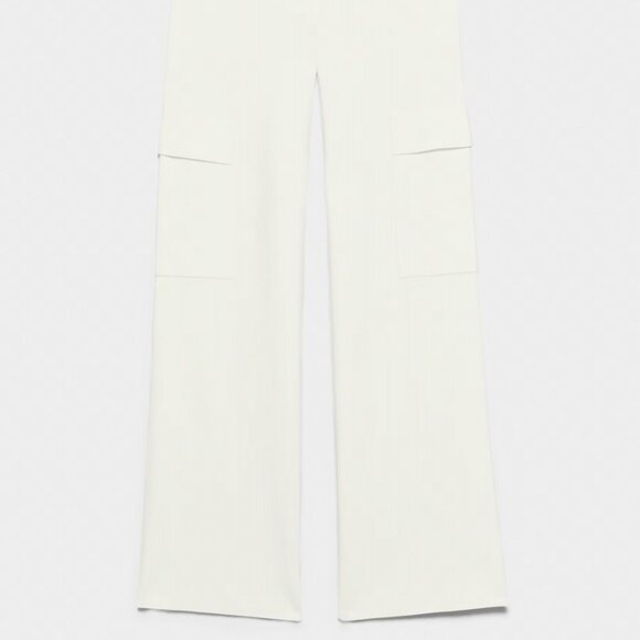 Aritzia - Atlantis Cargo Pant - Heather Birch - Medium - Picture 1 of 5